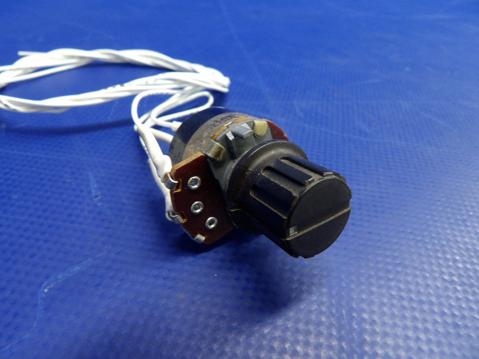 Diamond LED Dimmer w Off Switch & Rheostat 14/28V SPTPWMLEDS TESTED (0626-1422)