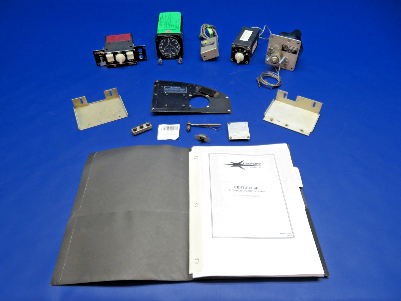 Cessna Century IIB Autopilot System w/ Manual 1C363-1-397R FOR PARTS (1025-103)