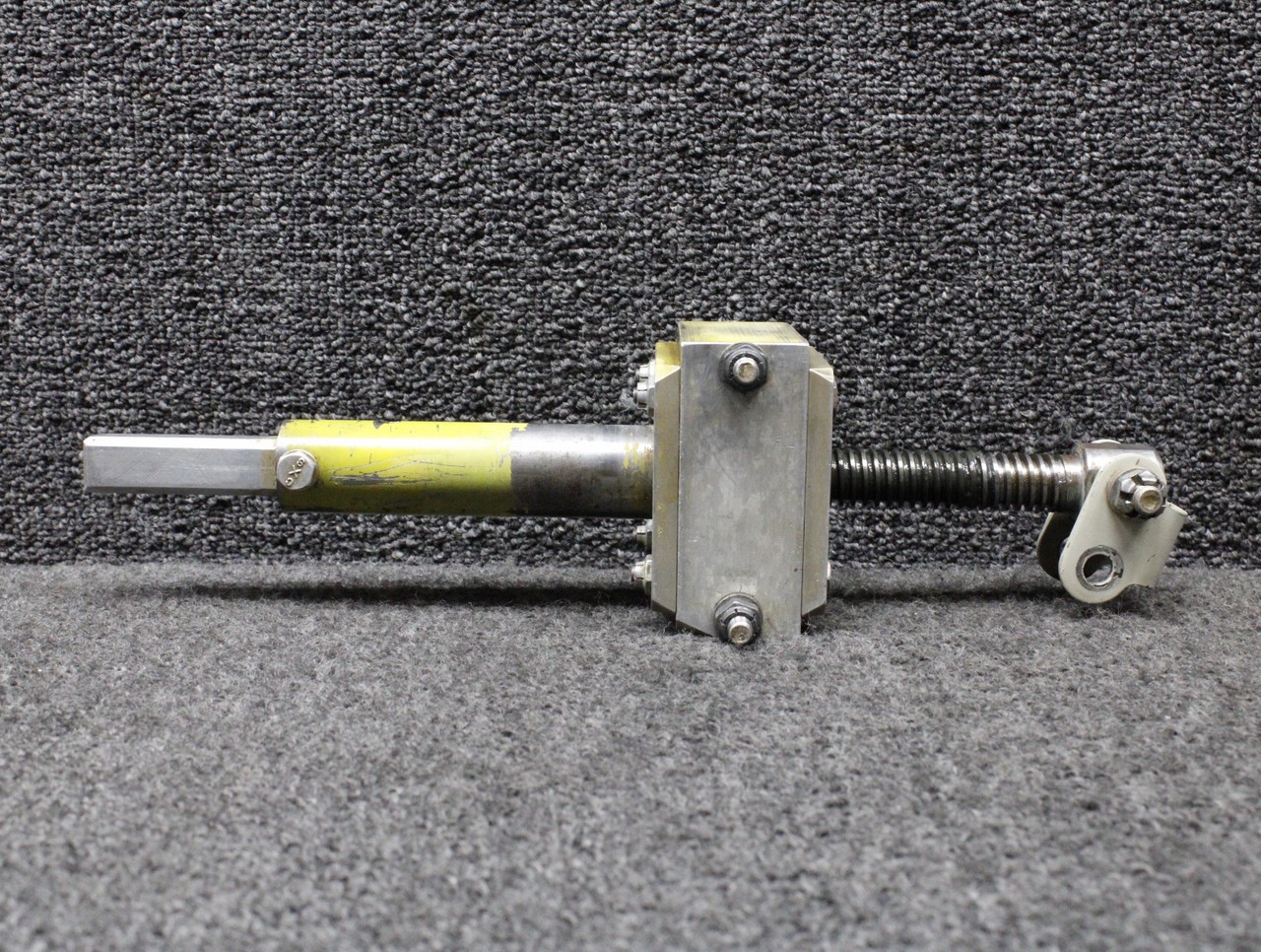 740021-503 (Use: 740230-501) Mooney M20K Aft Trim Actuator Assembly