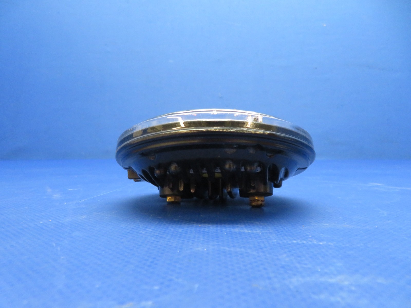 Beech 76 Duchess Whelen PLED1L Landing Light 14v 01-0771424-10 TESTED (0226-207)