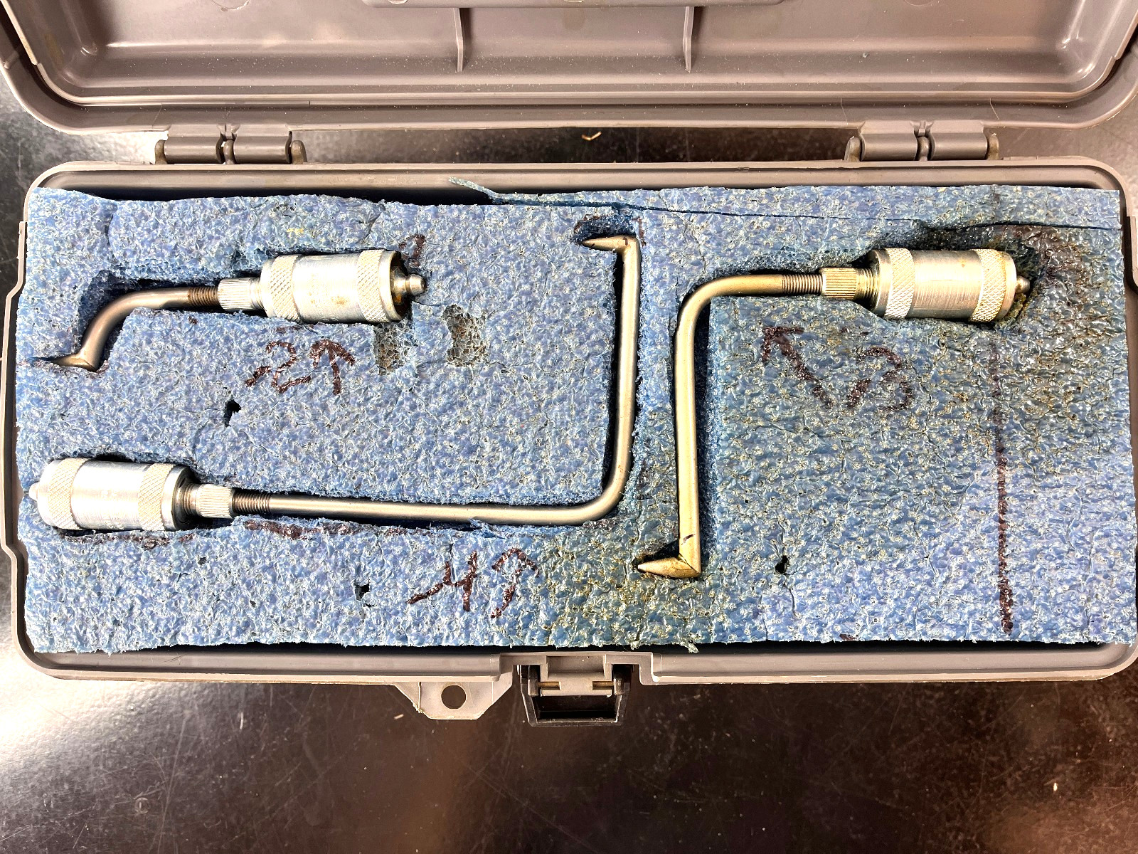 BOEING F72942-1 Lubrication Fitting Kit ENTRY, CARGO, SERVICE AND GALLEY DOOR