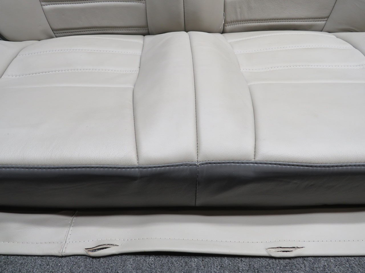 140204-501 Mooney M20J Rear Seat Assembly