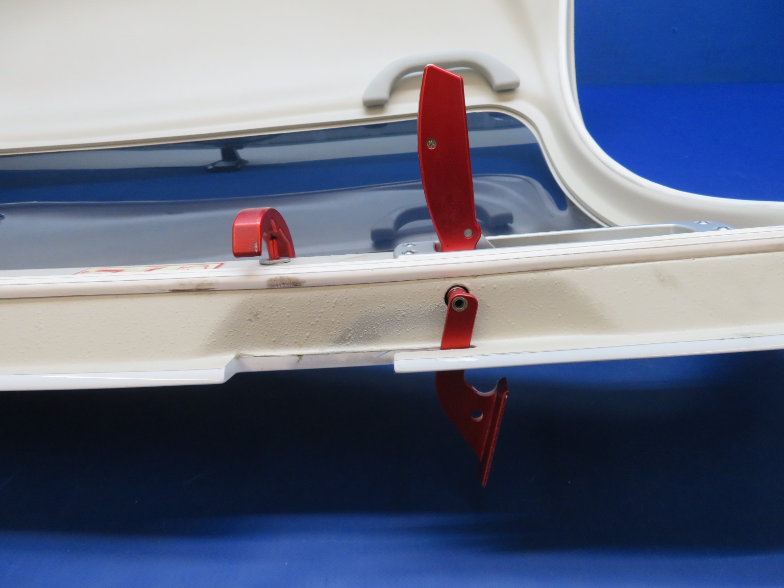 Diamond DA-40 Passenger Door P/N DA4-5221-00-00_04 NO KEY (0526-420)