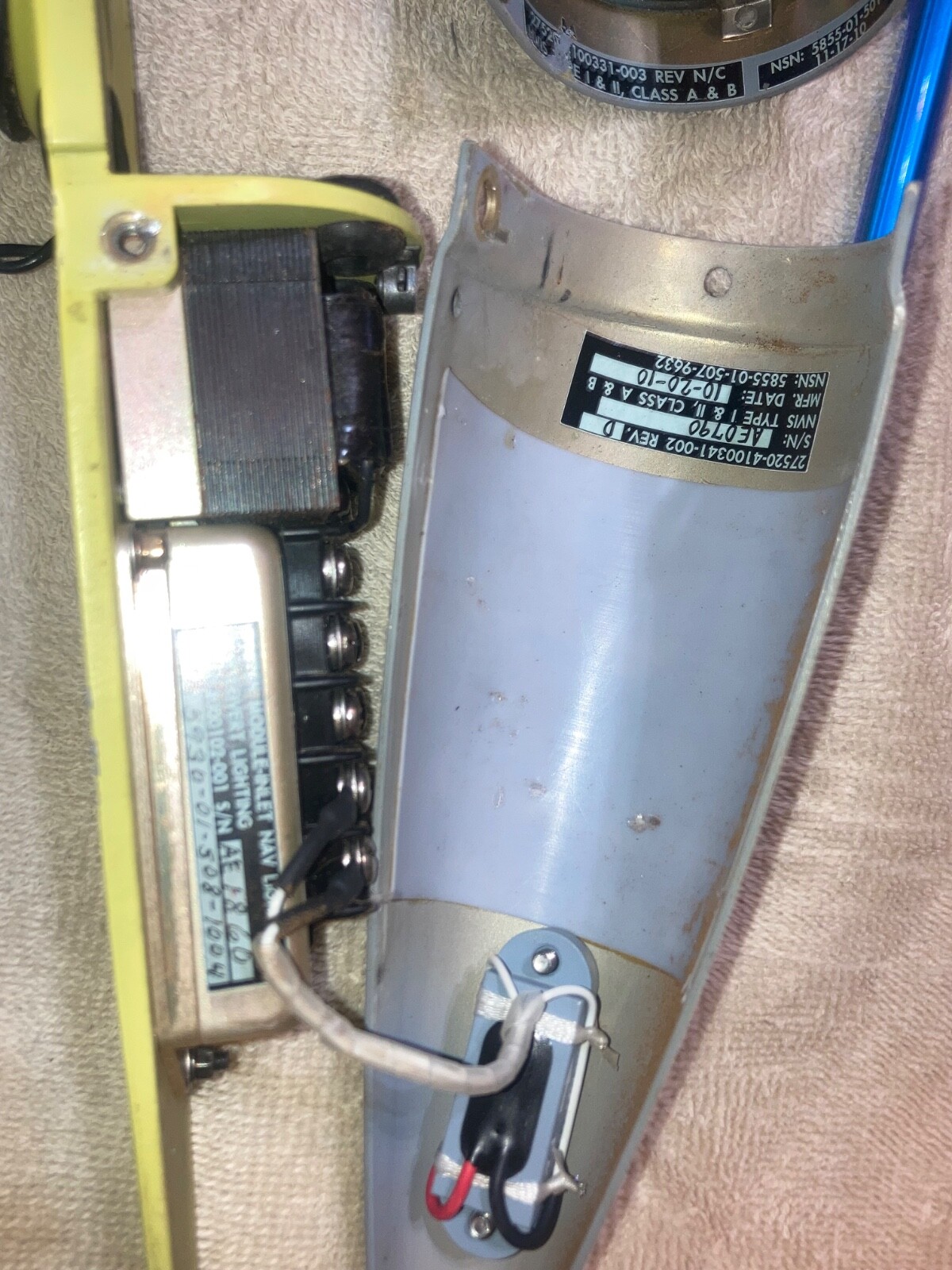 GENERAL DYNAMICS MILITARY AIRCRAFT F-16 NAVIGATION LIGHT