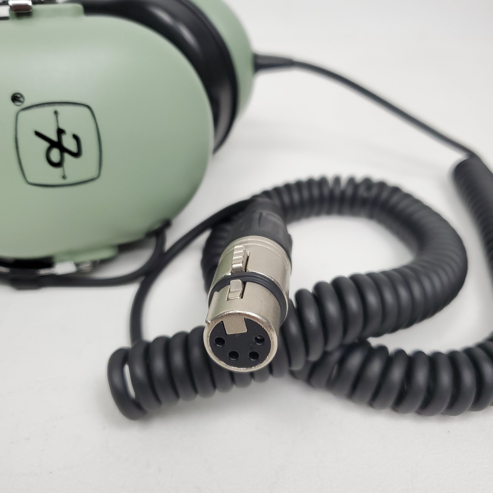 David Clark Pro Audio Headset Model H8532 P/N 40689G-01 4-Pin XLR Plug-in