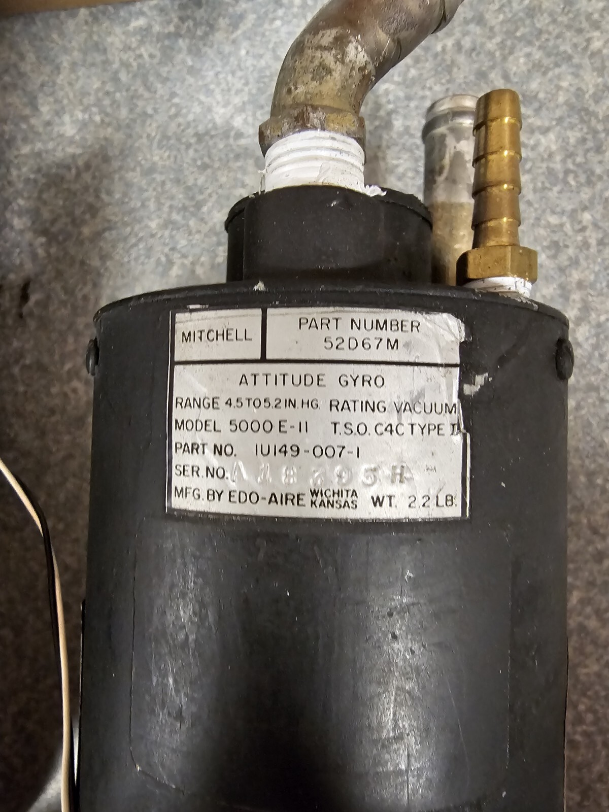 Edo-Aire 5000E-11 Attitude Gyro Mitchell 52D67M P/N: 1U149-007-1 W/ 60 Day Warr.
