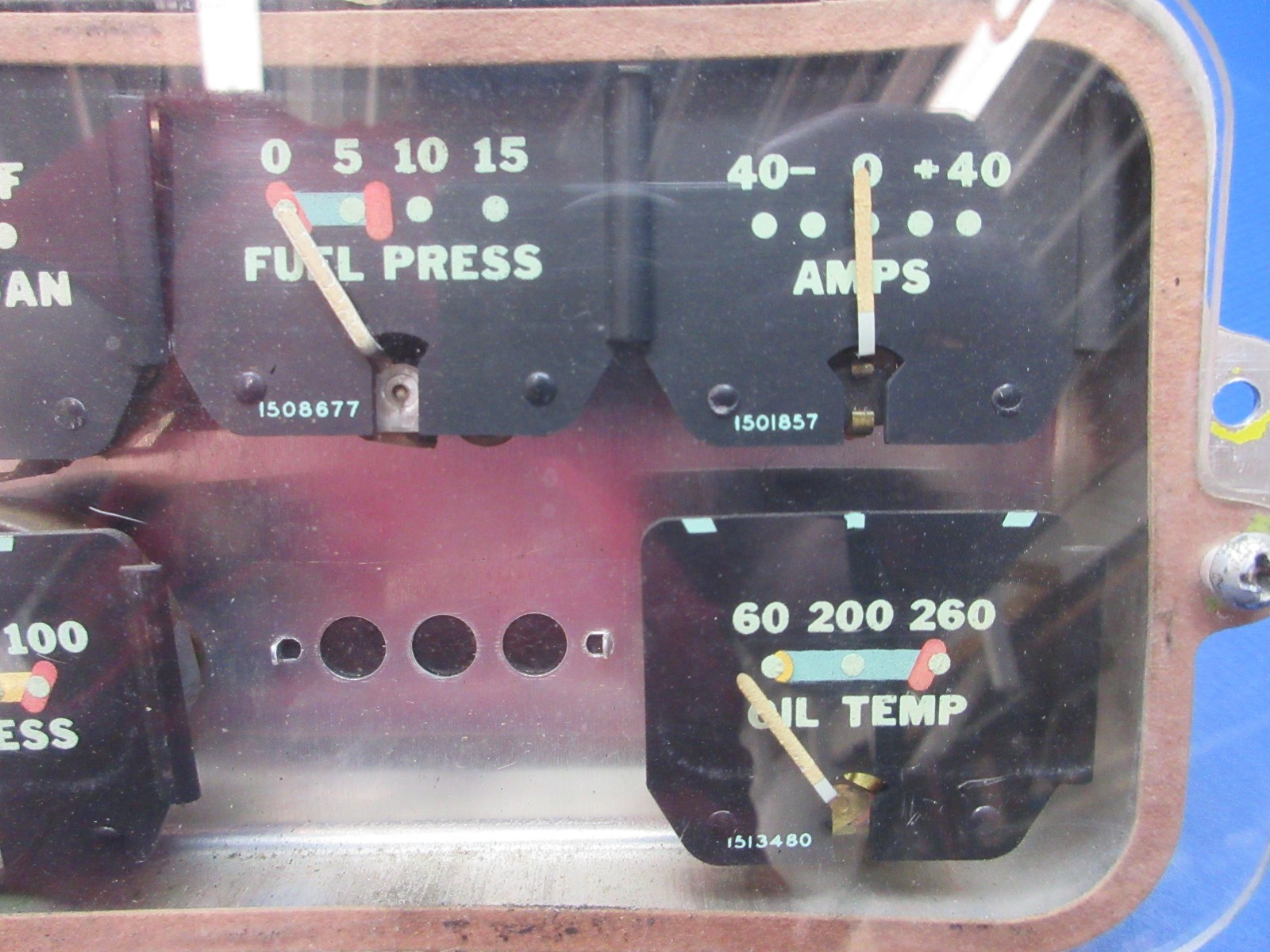 Piper PA-24-250 Instrument Cluster P/N 764-904 (0725-1315)