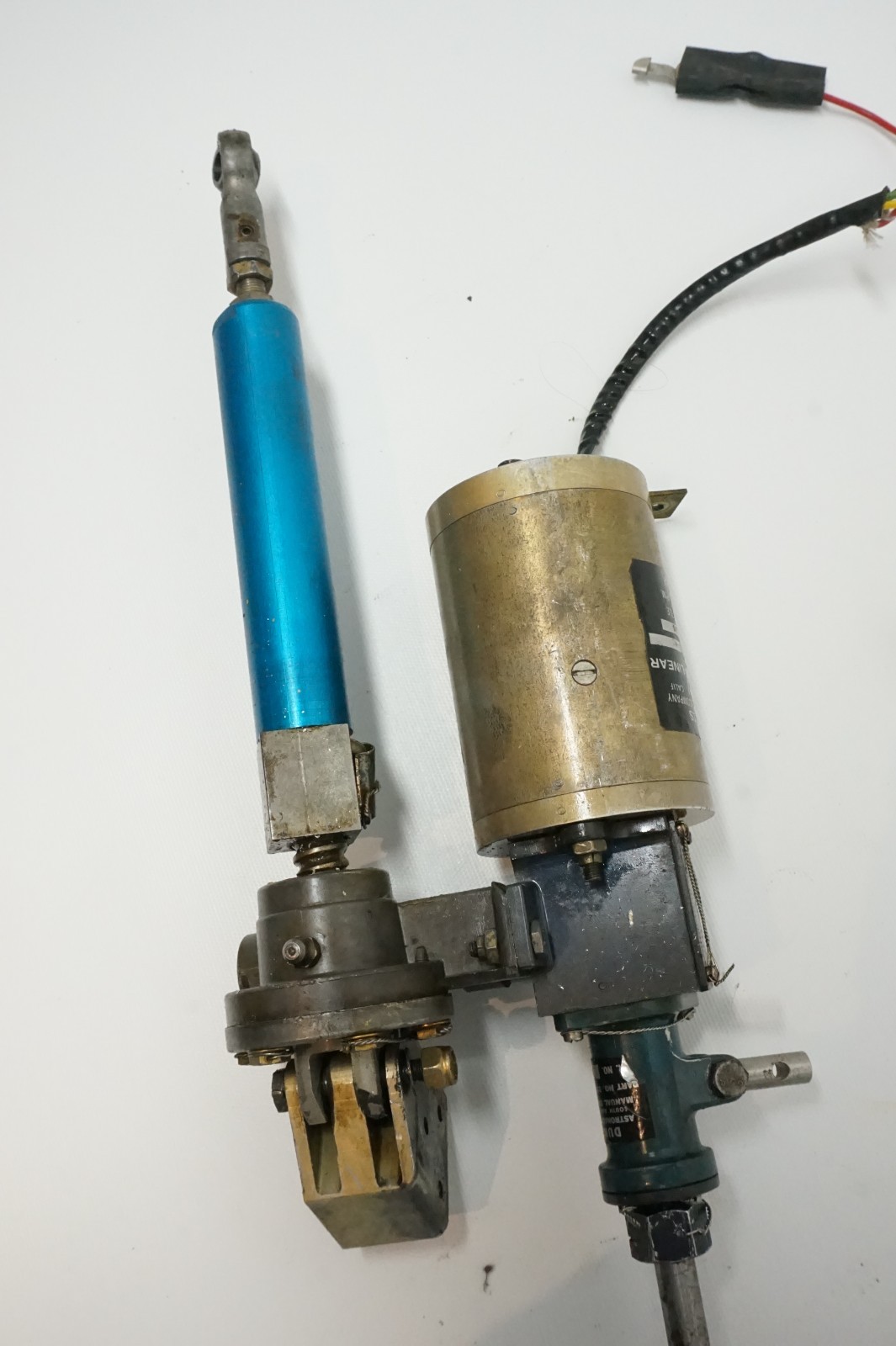 Mooney Dukes Electric Gear Retraction Actuator, 95058-503 / 4196-00-10 / 4209-00