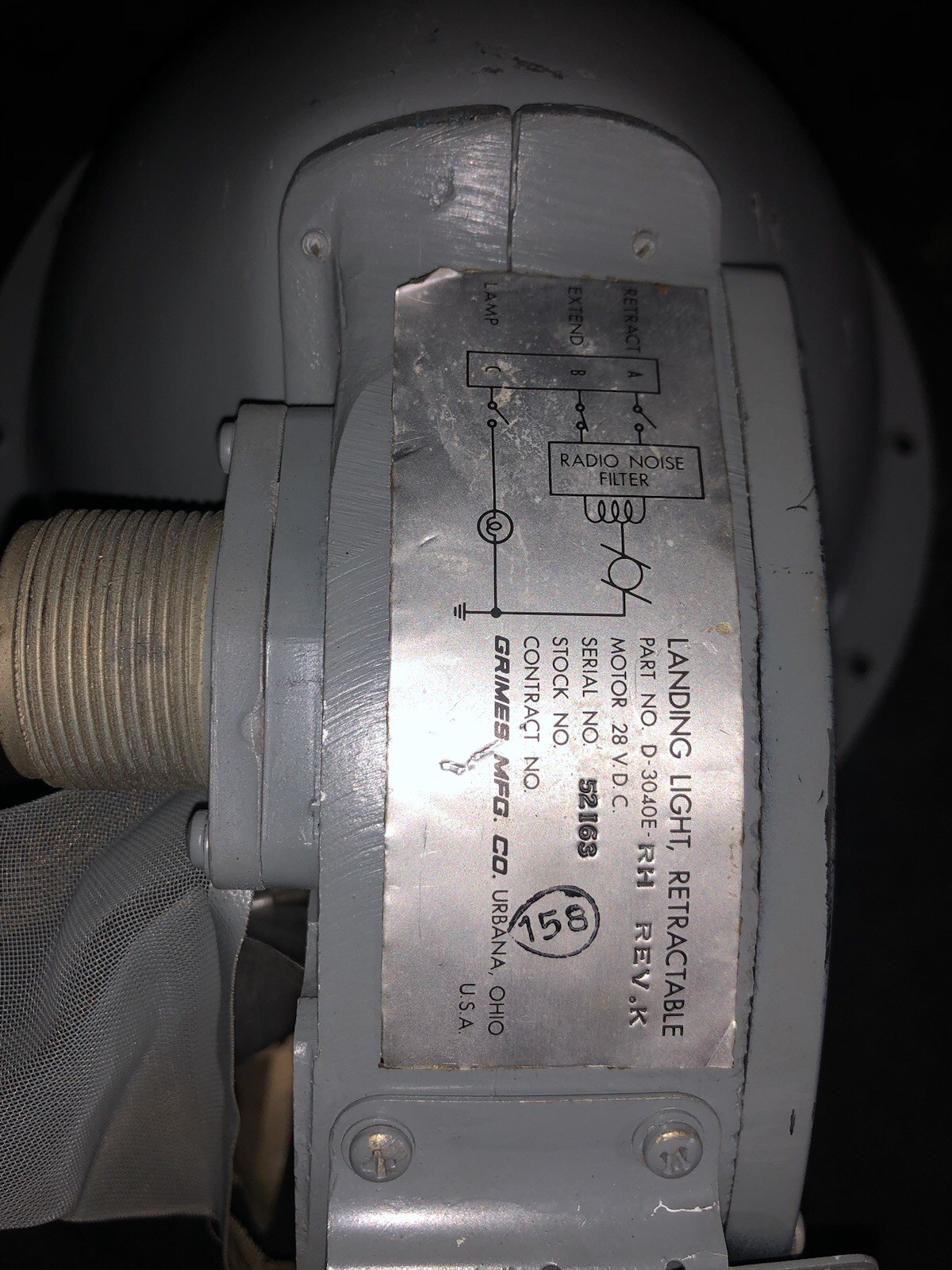 GRIMES – PART NUMBER – D3040 RETRACTABLE LANDING LIGHT, NO MOTOR, 24V New
