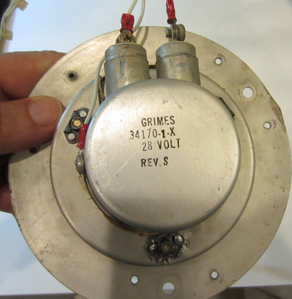 UNIQUE ROUND GRIMES AIRCRAFT EXIT LIGHT P/N 34170-1-X AS REMOVED