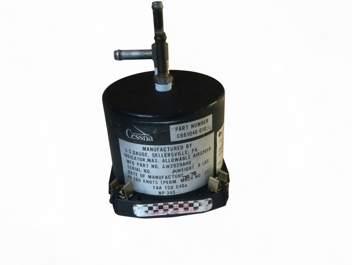 Cessna U.S. Gauge Air Speed Indicator 40-260 KIAS PN C661046-0101 -Tested Good