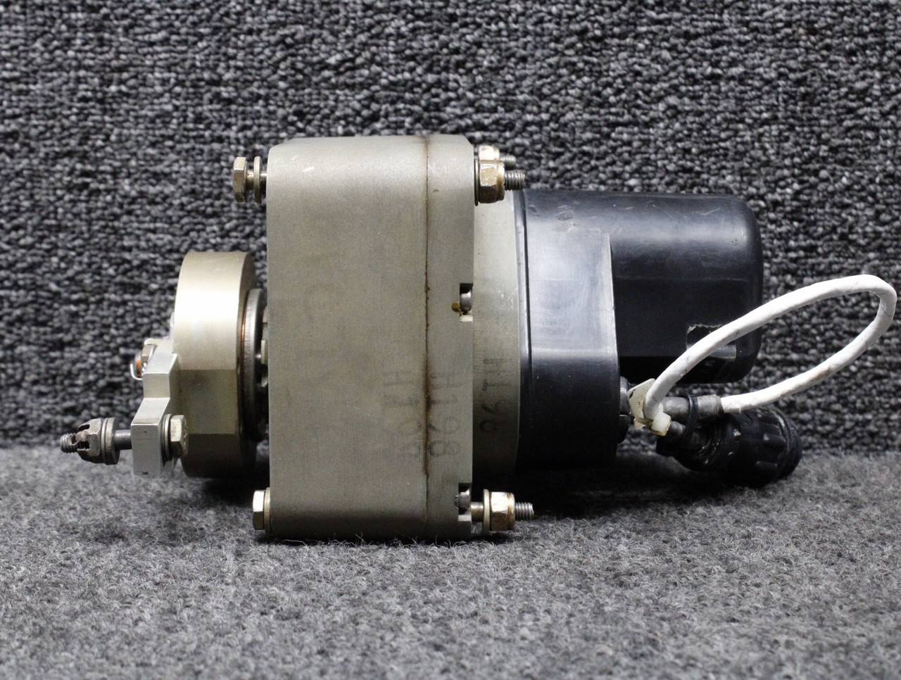 1C784-801 Century Flight Systems Yaw Servo Assembly (Volts: 14)