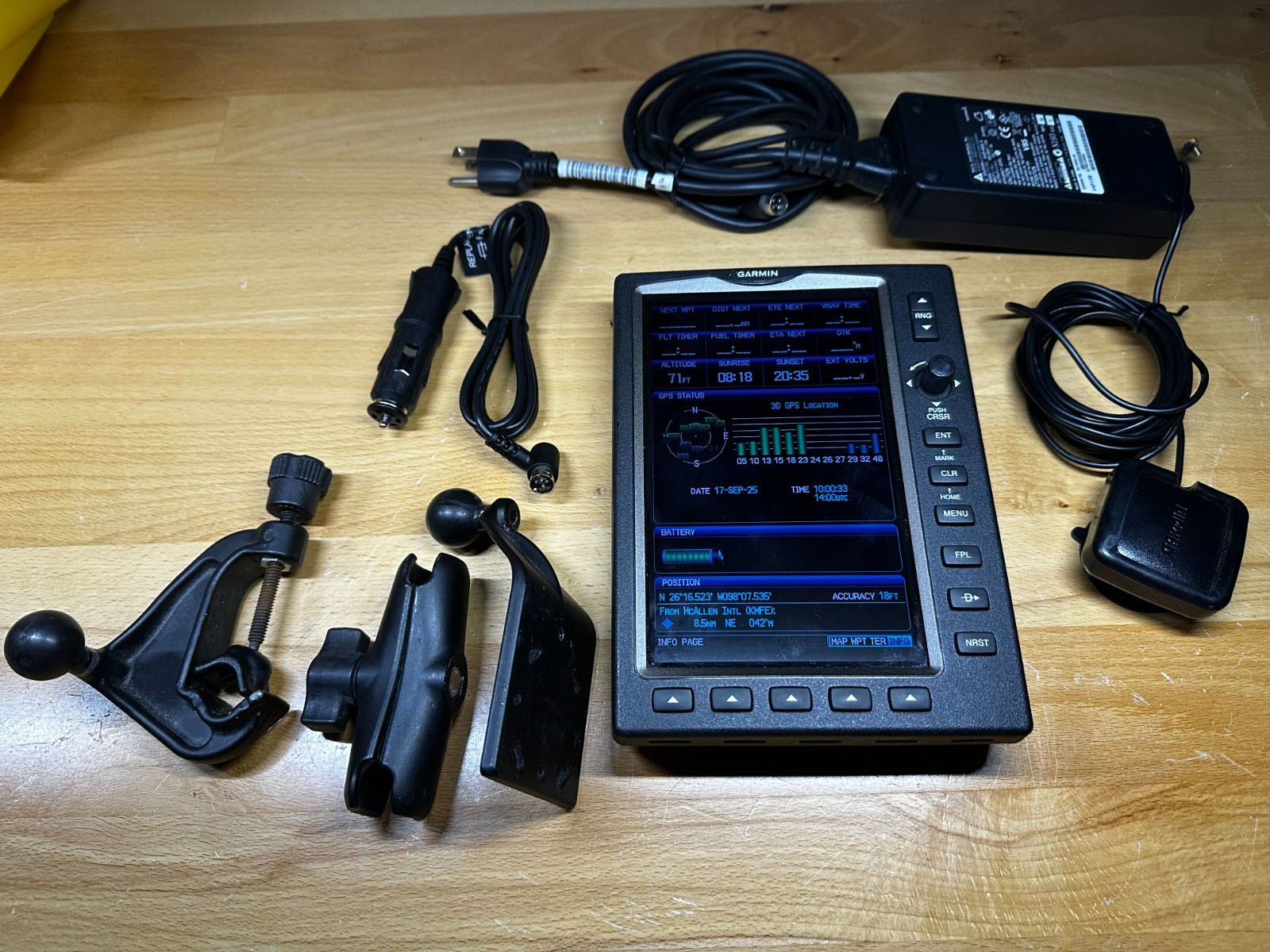 Garmin GPSMAP 695 with many desirable accessories guaranteed 30 days