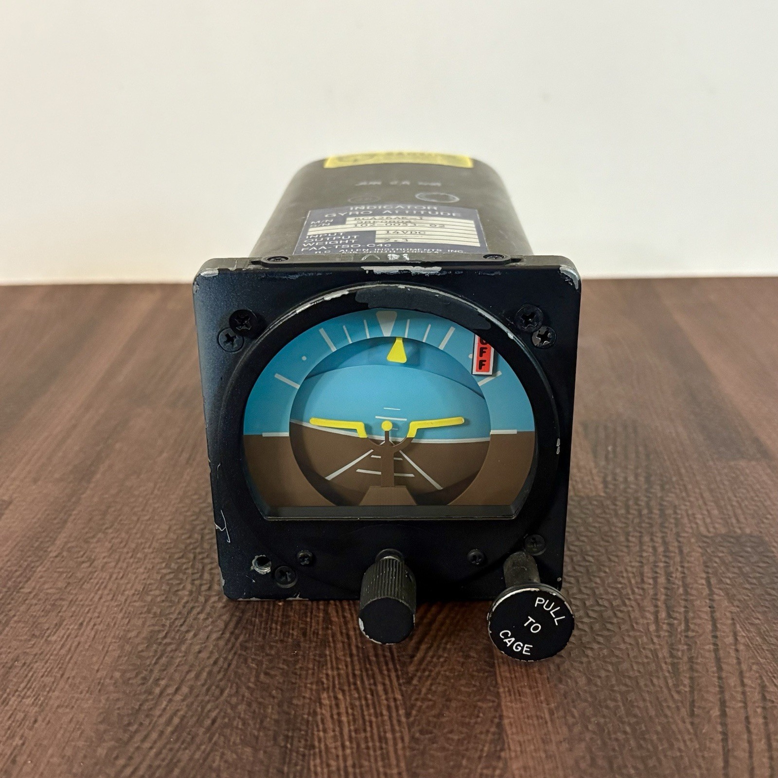 RC ALLEN RCA26AK-1 Attitude Indicator Gyro Horizon P/N 282-0053-02