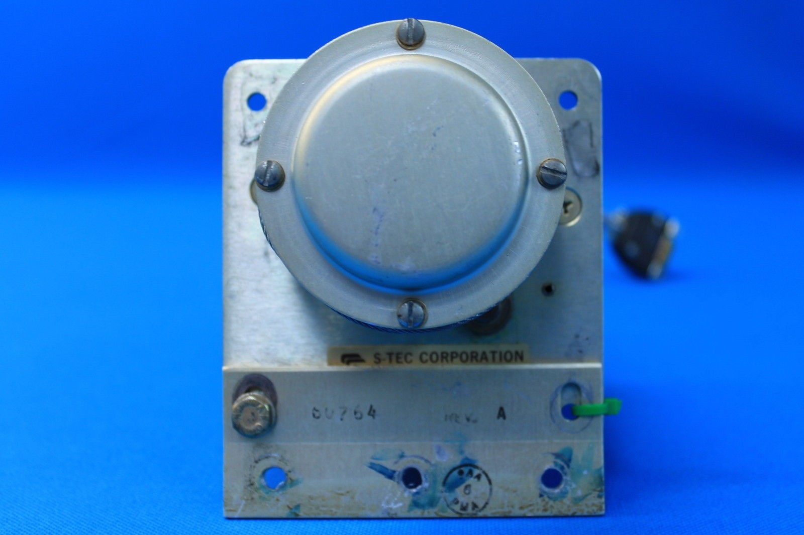 Used S-Tec Corporation AutoPilot Roll Servo Assembly P/N 0106-5-Y12 (17909)