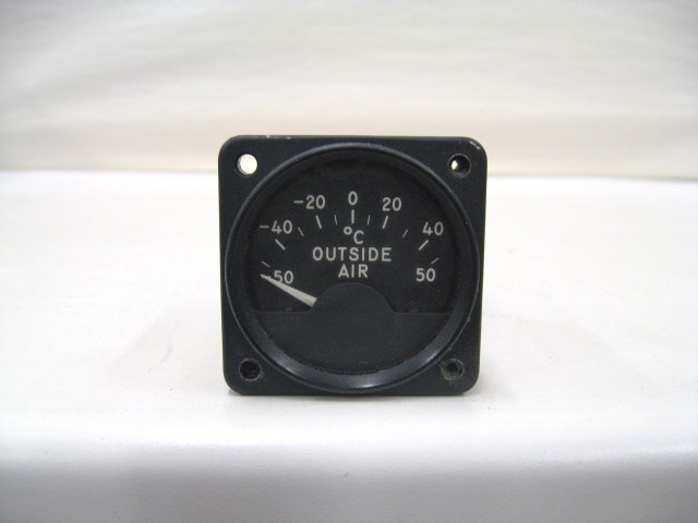 Lewis 47B9A Outside Air Temperature Gauge