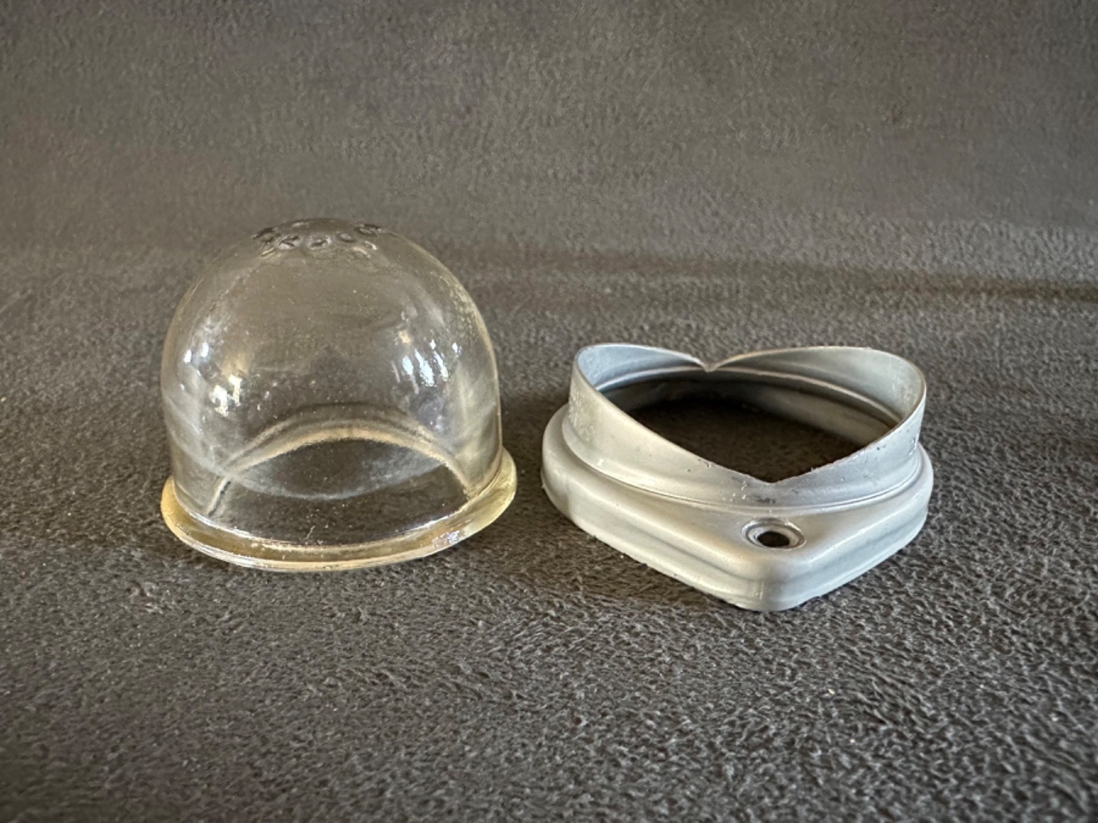 Grimes Piper Aircraft Tail Light P/N A2064-1073 (Alt 472-736)