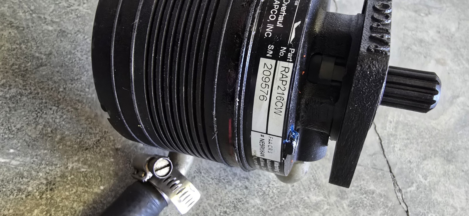 Dry Air Pump RAP216CW With Protective Cessna Cover–Used. 30 day warranty.