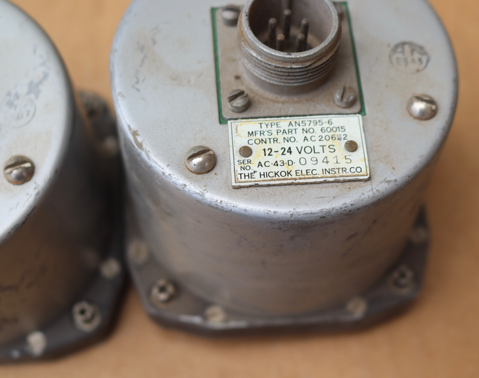 2 Hickok Aviation Aircraft Dual Temperature Gauge Indicator Lot An 5795-6