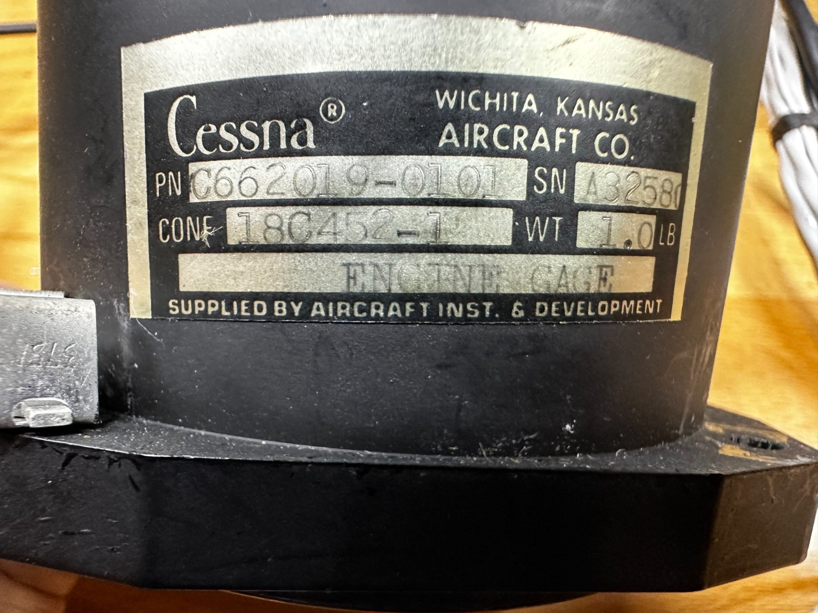Cessna Oil, PSI temp CYL temp C662019-0101 guaranteed 30 days
