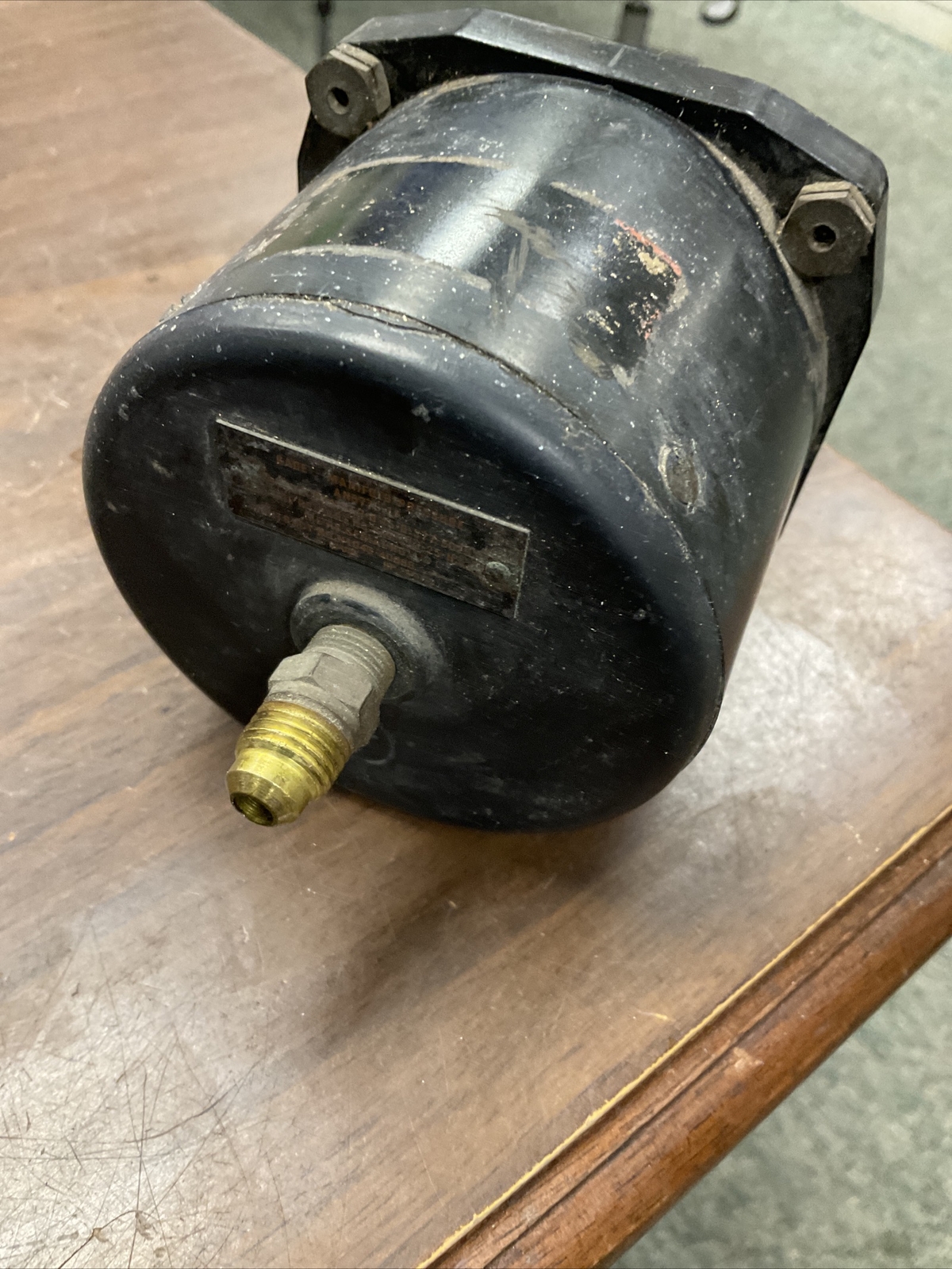 Manifold Pressure Gauge U.S. Gauge P/N AW-2 3/4-25-H3