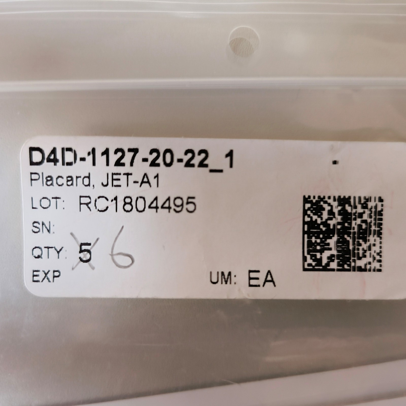 Diamond Aircraft DA40-D D4D-1127-20-22 JET A-1 Wing Warning placard label
