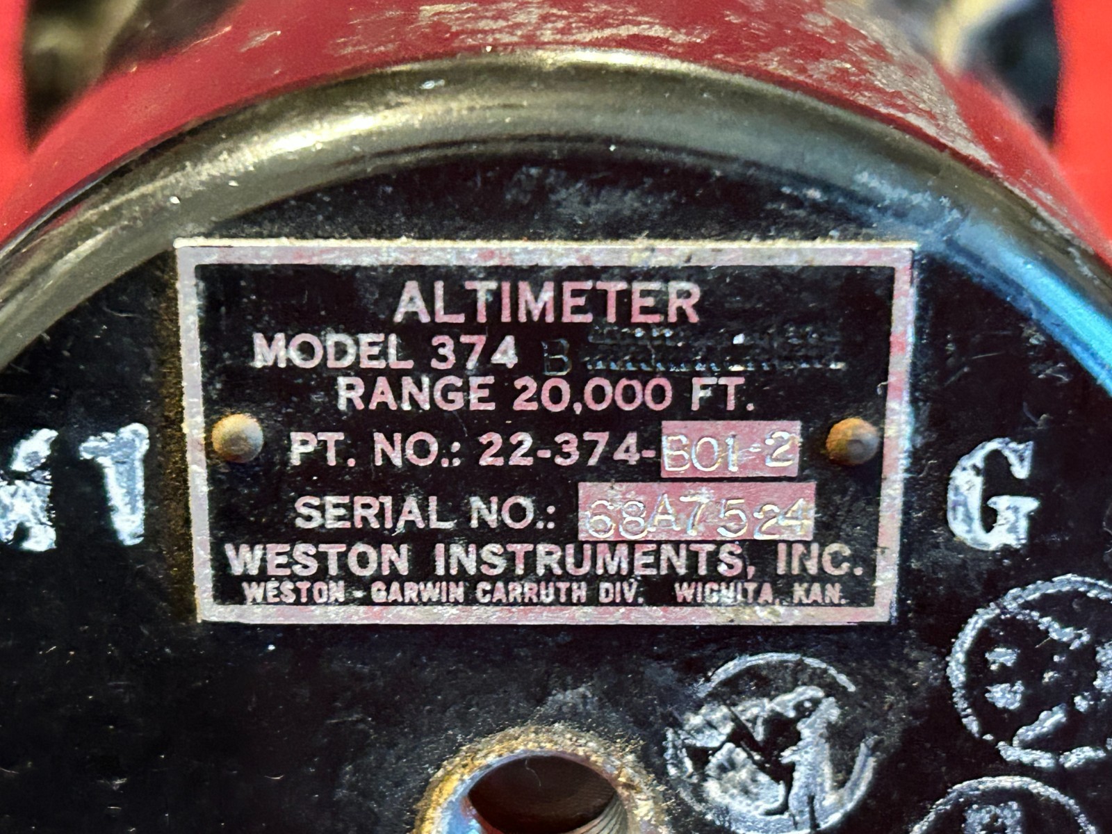 WESTON ALTIMETER MODEL 374 P/N 22-374-B01-2 CESSNA P/N C661011-0105