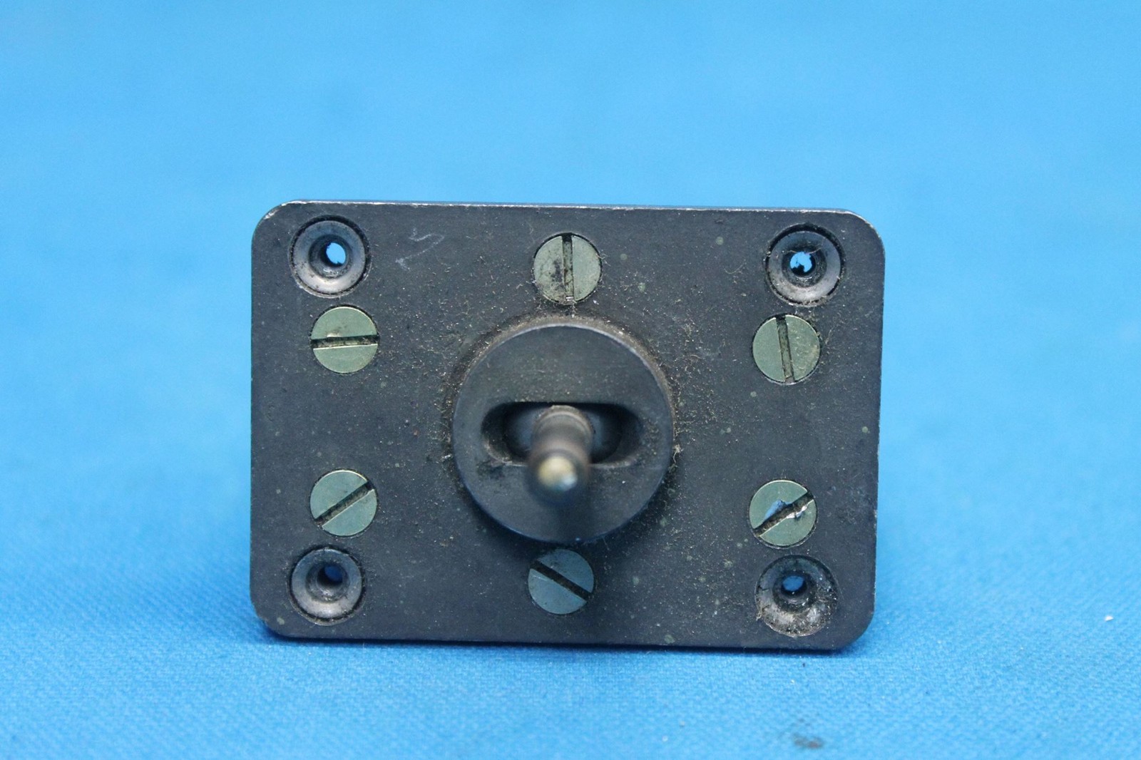 Used Weatherhead Co. Aircraft Vacuum Gauge Valve Selector, p/n 276310 (24350)