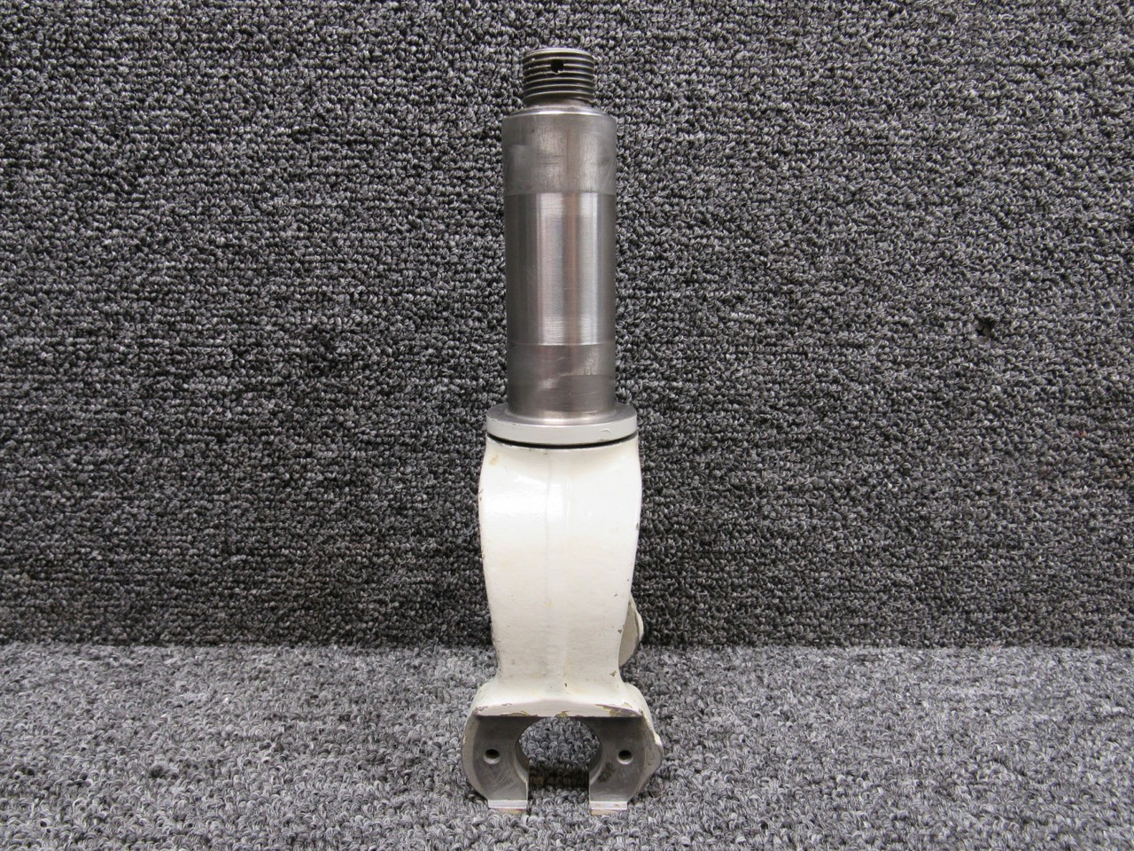 14929A Embraer EMB110 Main Landing Gear Fork