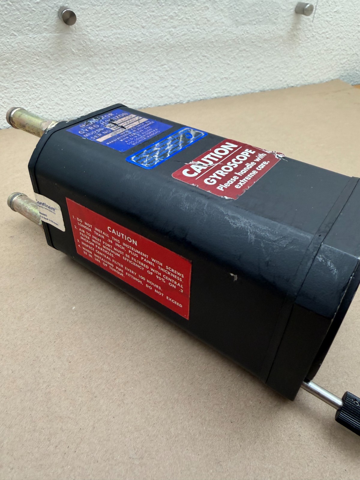 RC Allen J8000-1 Directional Gyro Indicator P/N: RCA11A-15 (0009D)