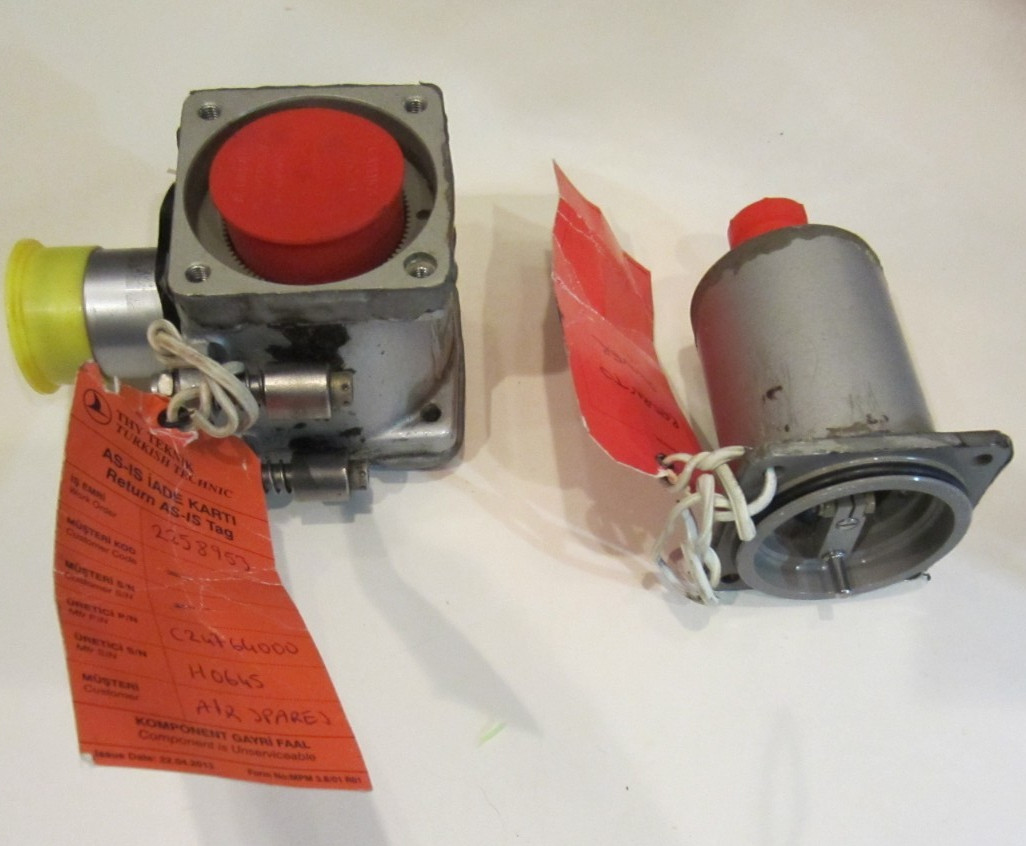 AIRCRAFT PARTS LOT UNKNOWN CONDITION GEAR BOX SENSOR BOX C24763000 C24764000