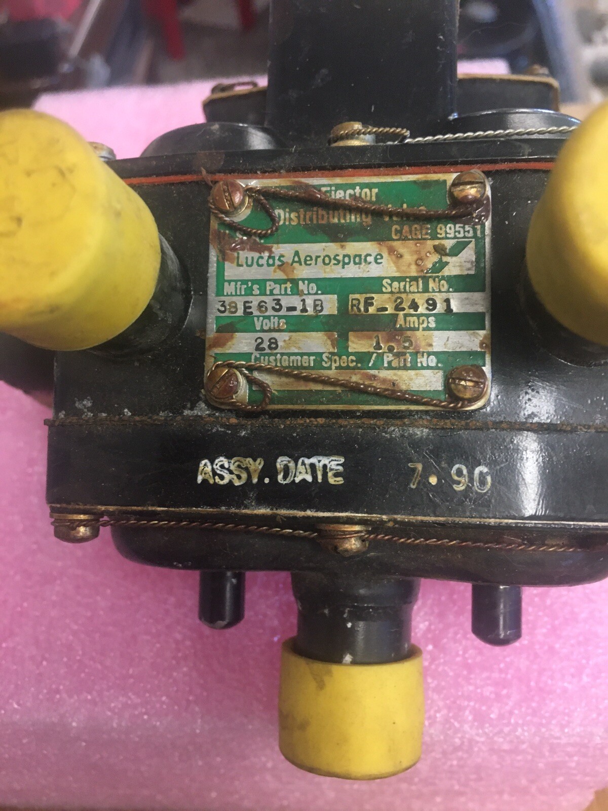 Lucas Aerospace Ejector Distributing Valve 28V 1.5A P/N 38E63-1B 7/90
