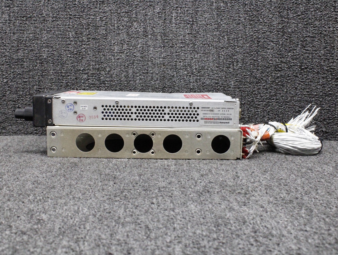 065-00183-2501 Bendix King KC-225 Flight Control Computer w Mods (14/28V) (Core)