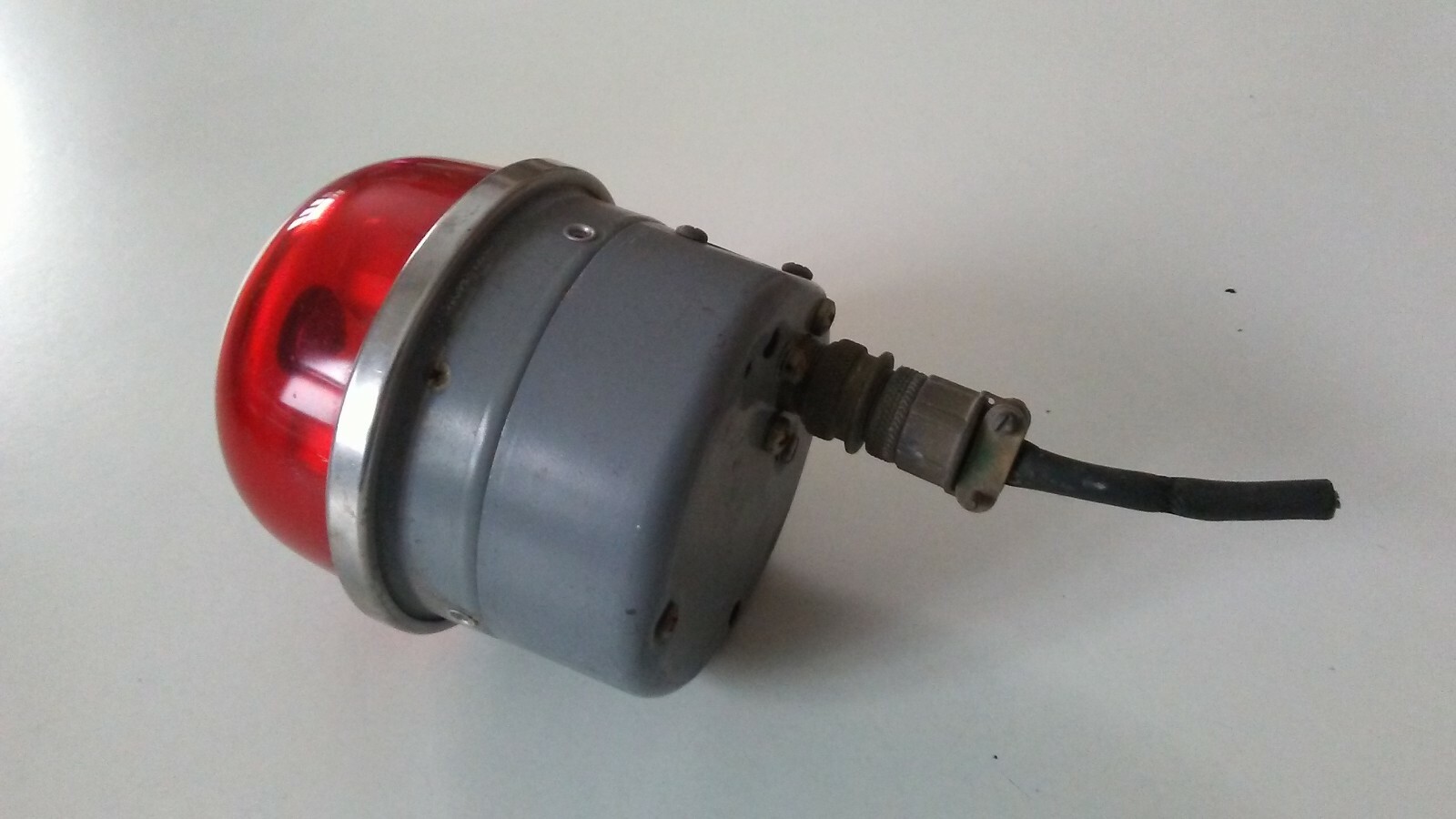 AIRCRAFT RED BEACON LIGHT G7740A7-24 BY GRIMES ((30 DAY RETURN!)) READ!
