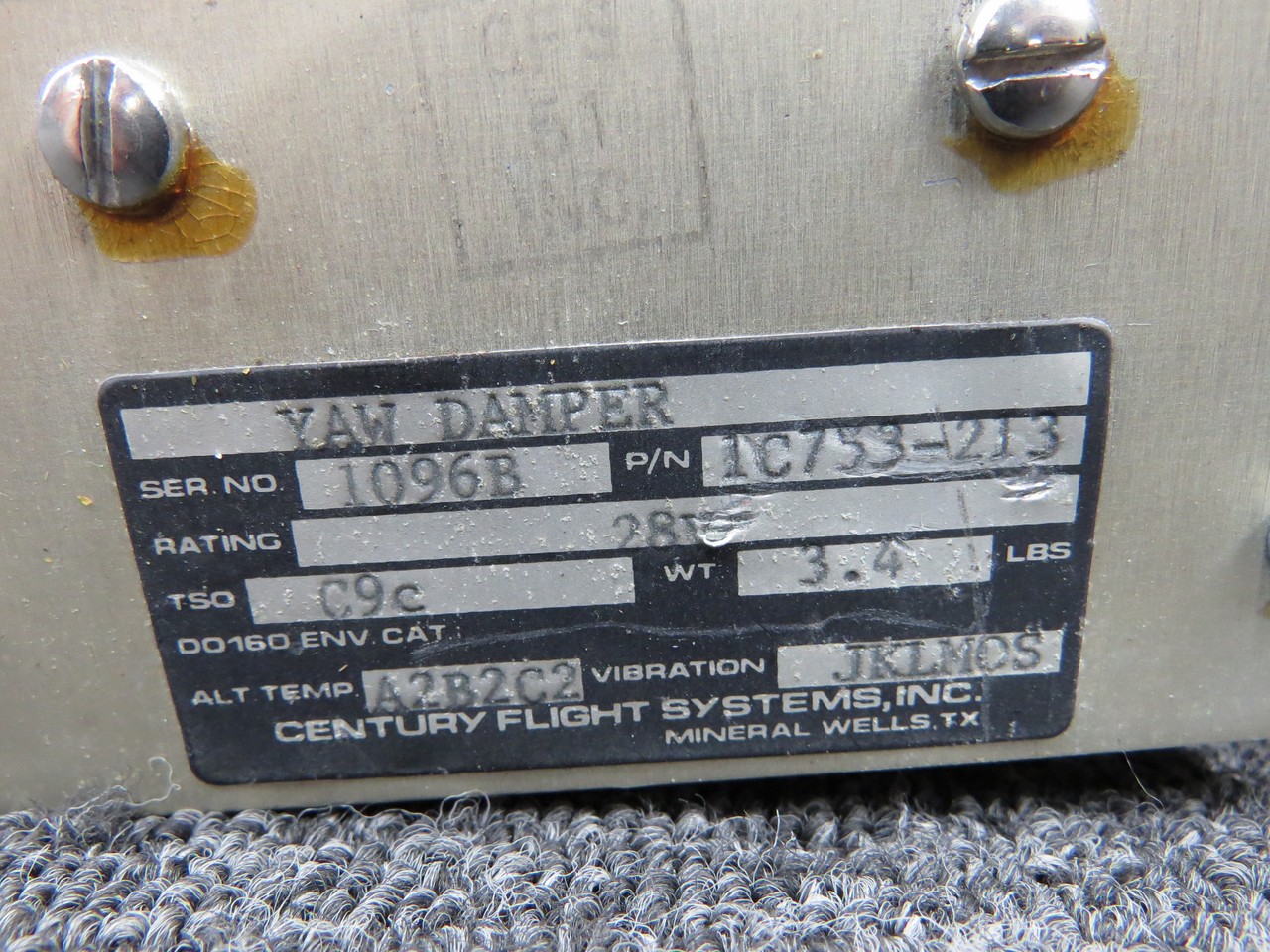 1C753-213 Century Flight Systems Yaw Damper with Tray (Volts: 28)
