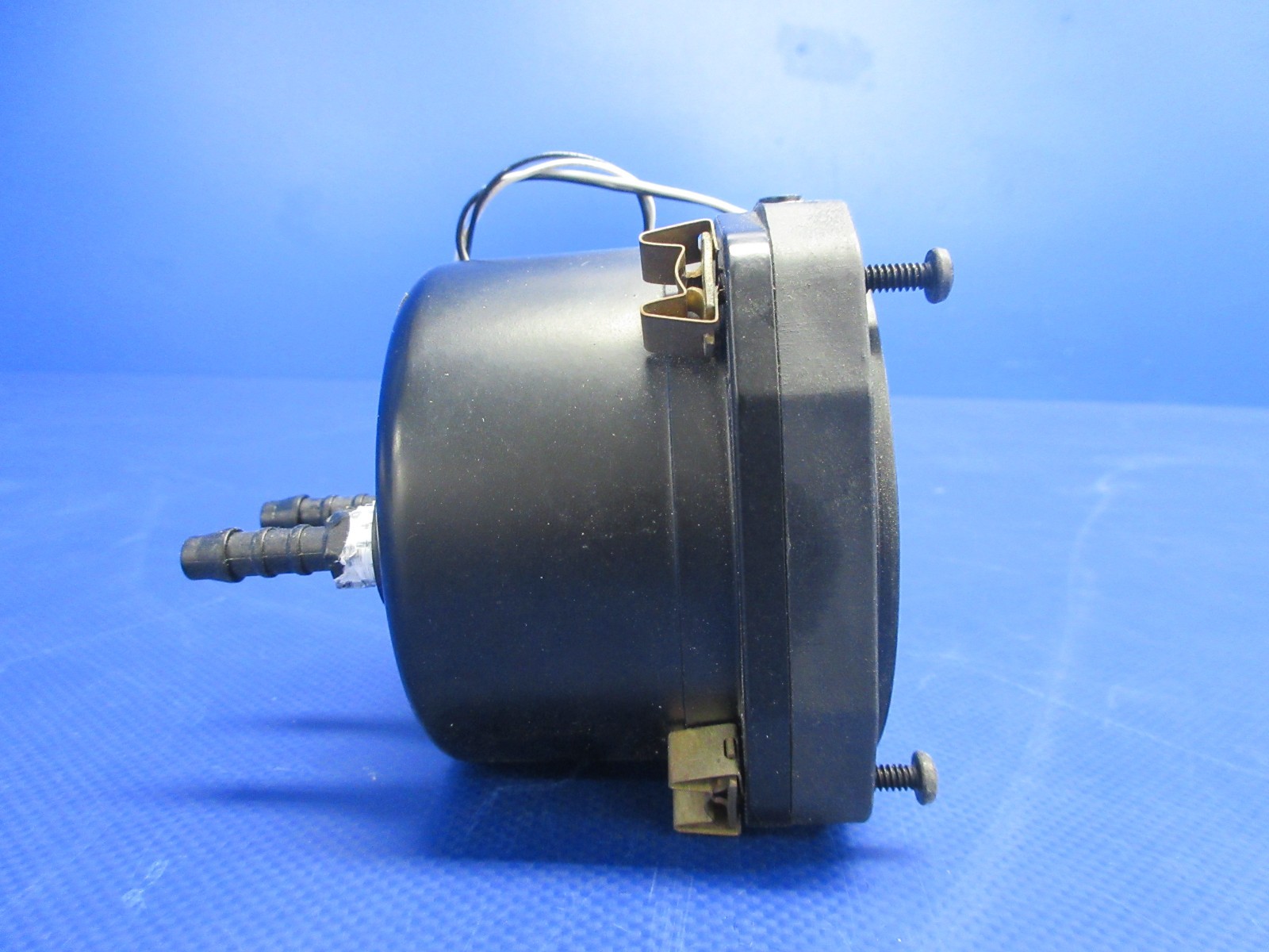 Diamond DA-40 United Instruments Airspeed Indicator P/N 8025 WARRANTY (0626-848)