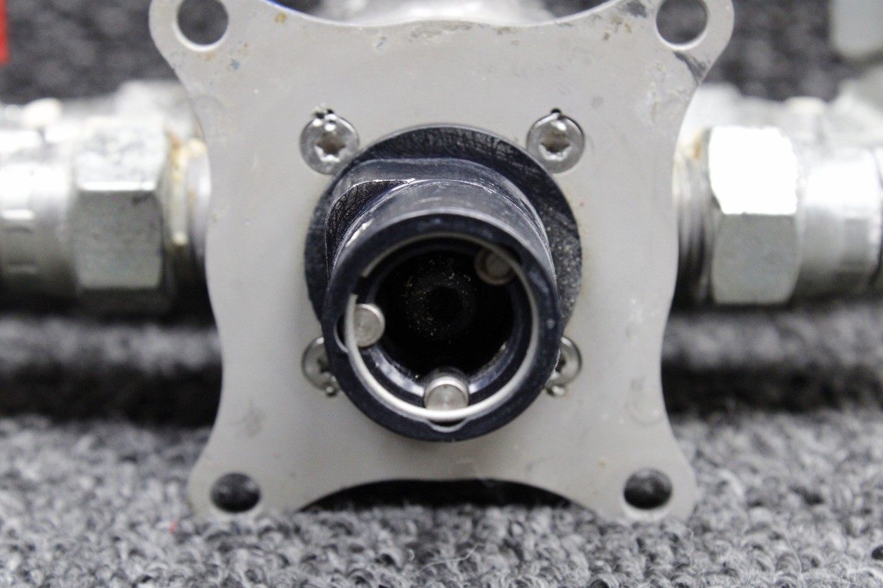 EFS20-20-D2-6M Diamond DA42-NG Andair Fuel Selector Valve Assembly LH or RH