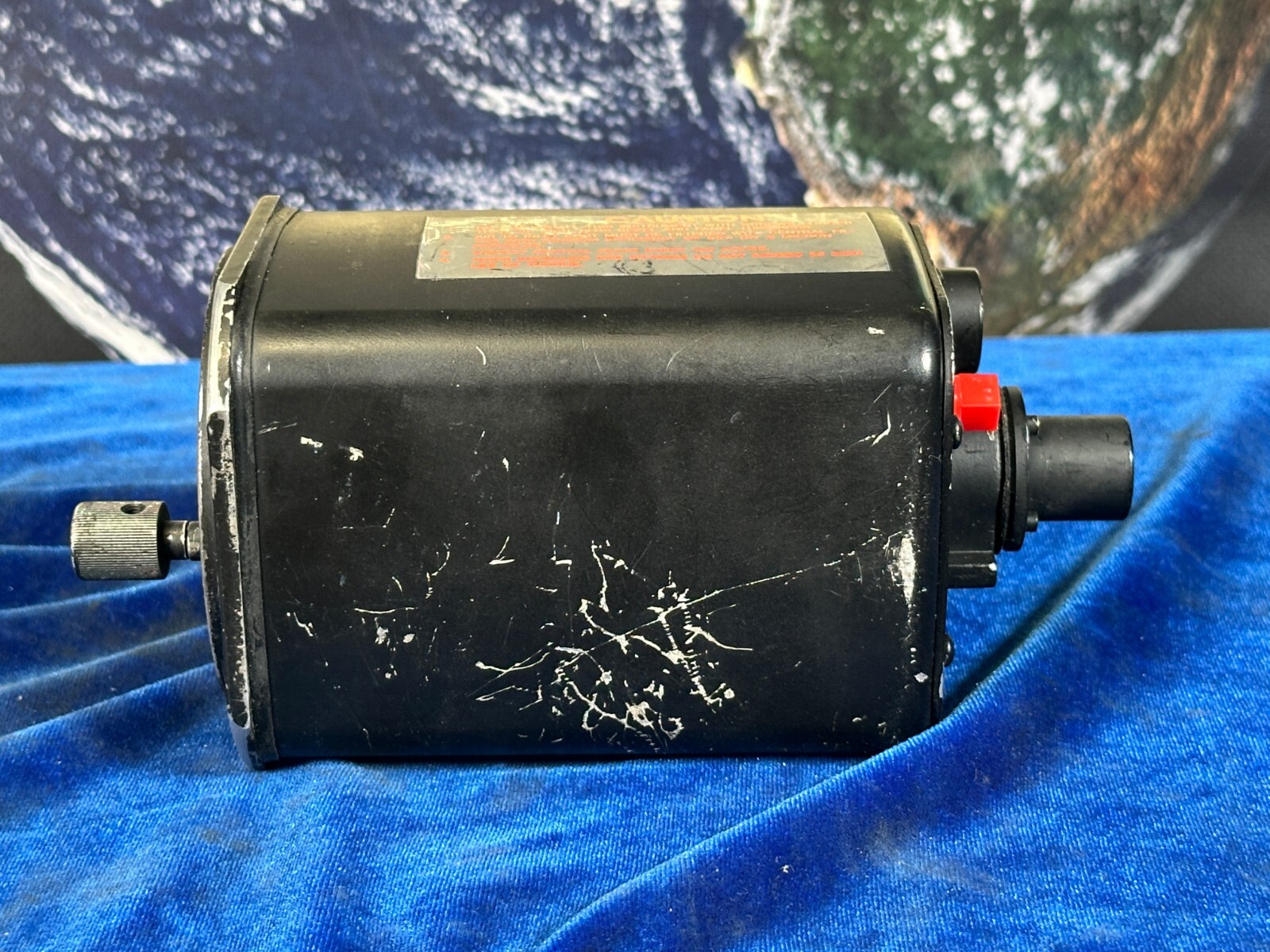 RC ALLEN ARTIFICIAL HORIZON MODEL# RCA22-7 *CORE* P/N: 102-0041-04 SN- 91L1828