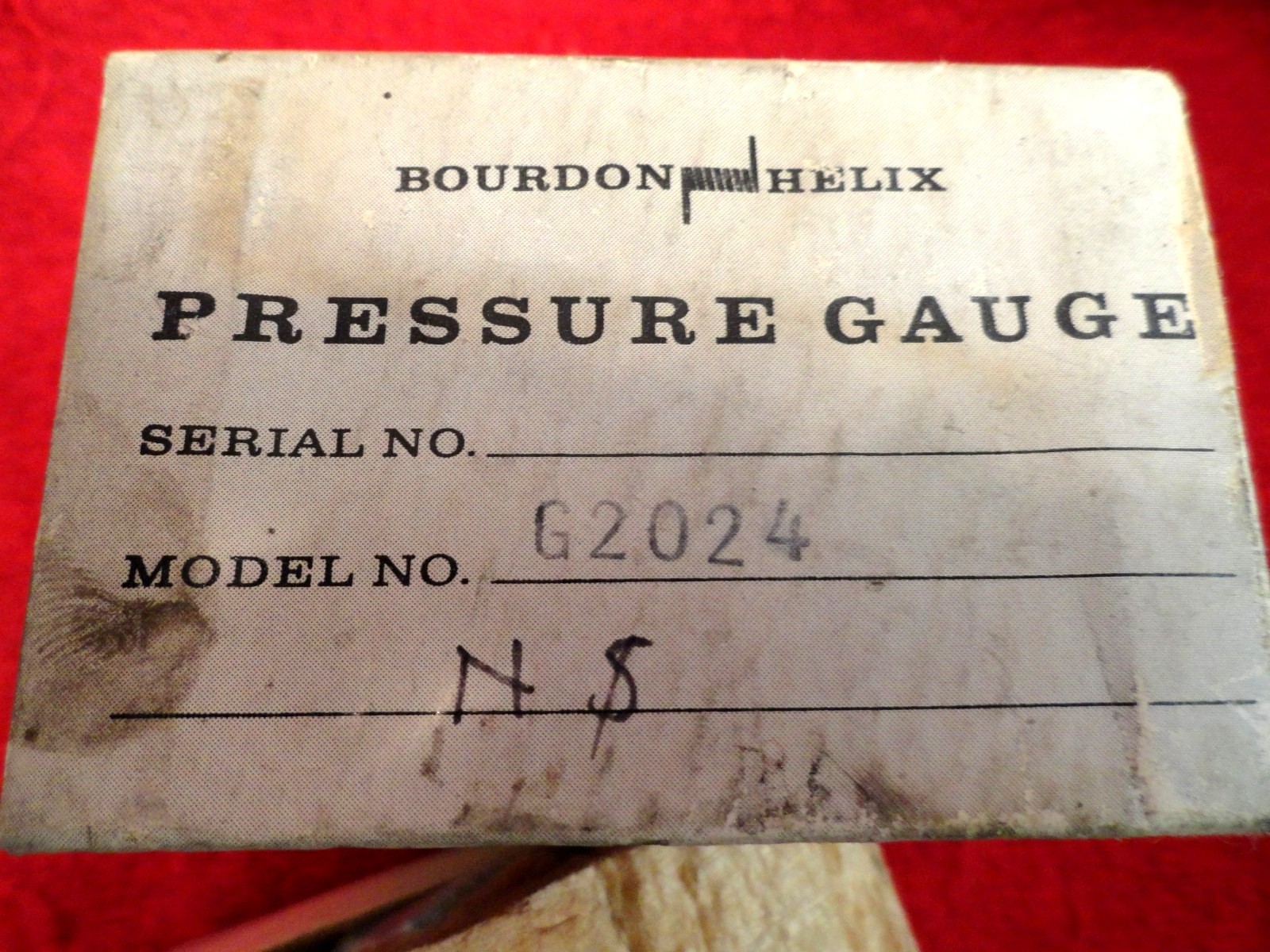BOURDON HELIX PRESSURE GAUGE MODEL 62024 NEW SURPLUS IN BOX