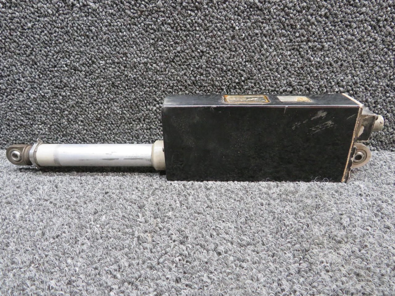 AE4123 MK1 Lucas Aerospace Linear Actuator (Volts: 28) (Core)