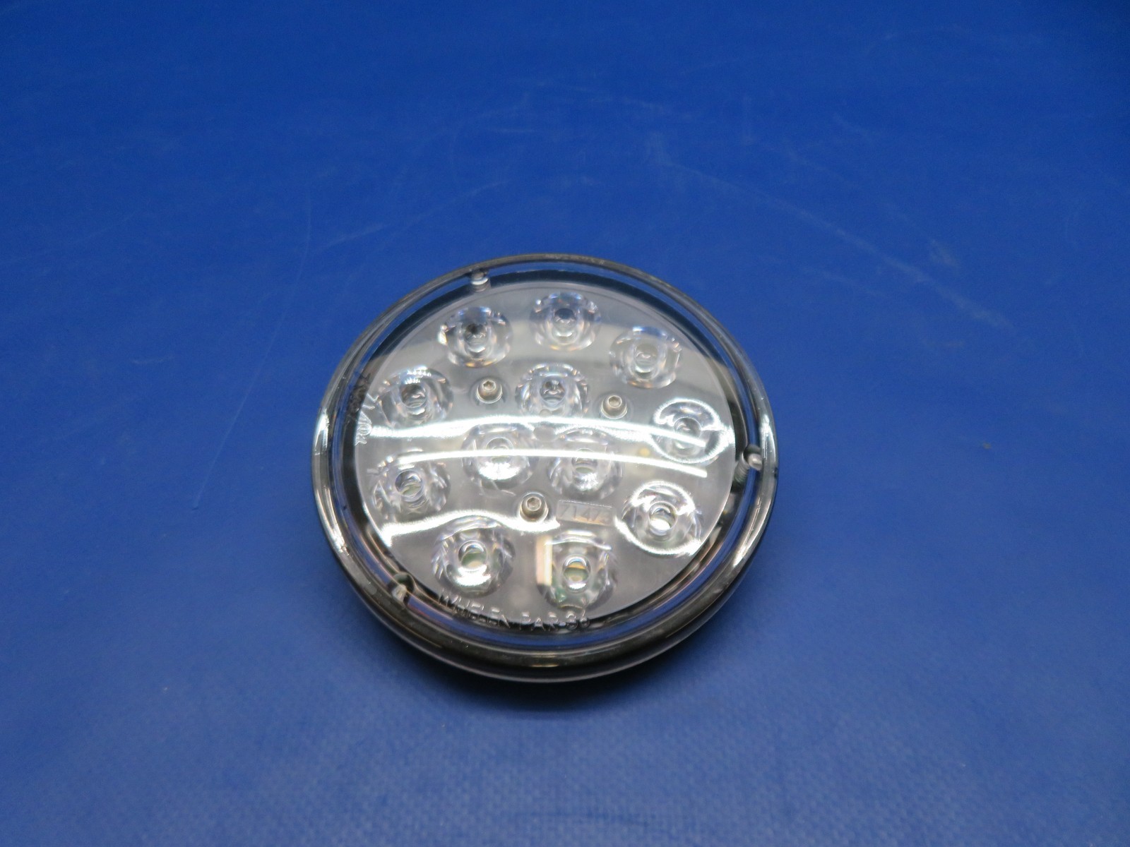 Beech 76 Duchess Whelen PLED1L Landing Light 14v 01-0771424-10 TESTED (0226-207)