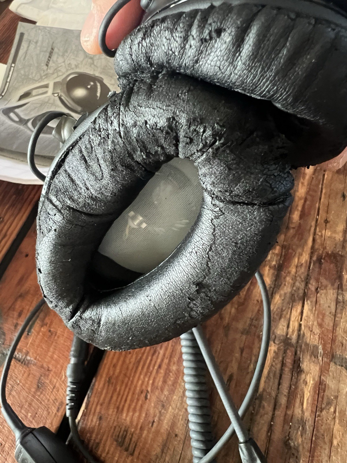 BOSE Aviation Headset X Model AHX-05 – needs new ear foam