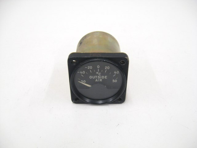 Lewis 47B9A Outside Air Temperature Gauge