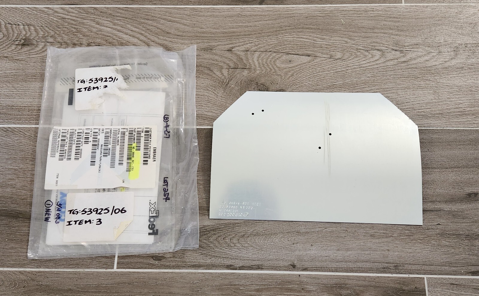 Mask P/N: 145-39949-601-17E1 S/N: Embrarer Code 3462680