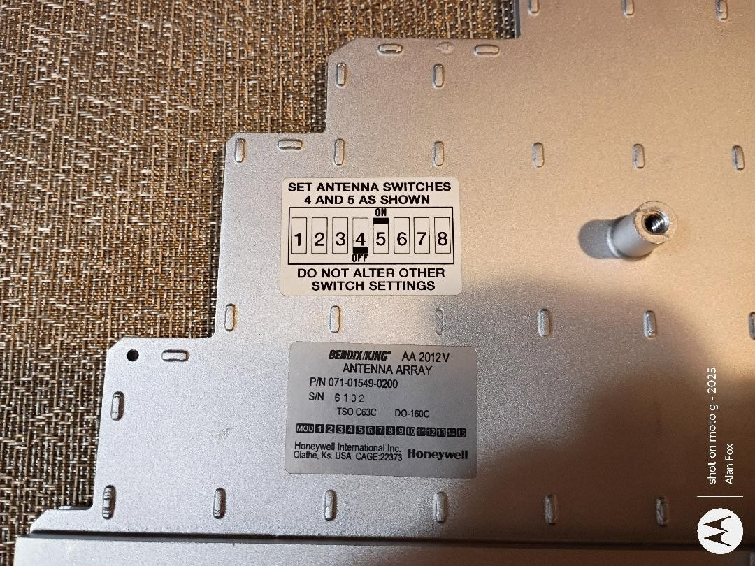 Bendix King Antenna Array AA-2012V P/N: 071-01549-0200