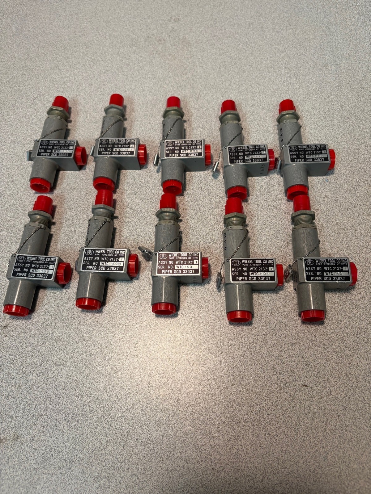 PIPER AZTEC 33037-000 WTC2132-1 HYD CHECK VALVE-NS