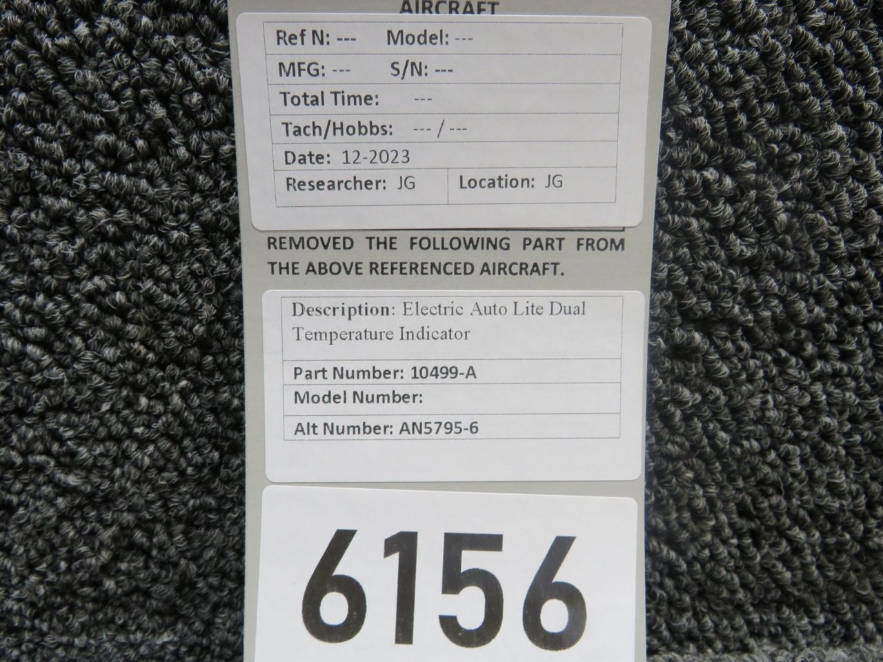 10499-A Electric Auto Lite AN5795-6 Dual Oil Temperature Indicator