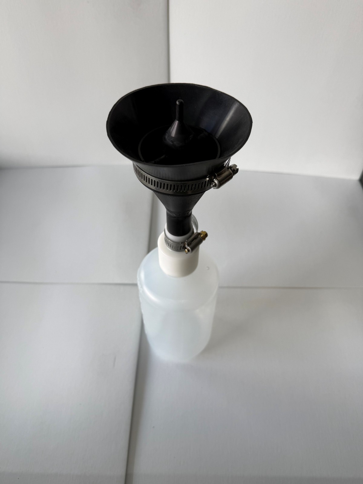 98A28104000000 – AIRBUS A319 / A320 / A321 – WATER DRAIN PURGER