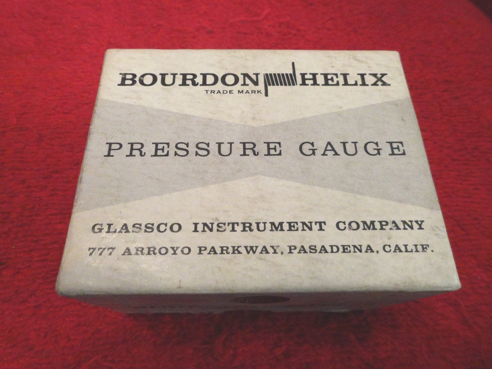 BOURDON HELIX PRESSURE GAUGE MODEL 62024 NEW SURPLUS IN BOX