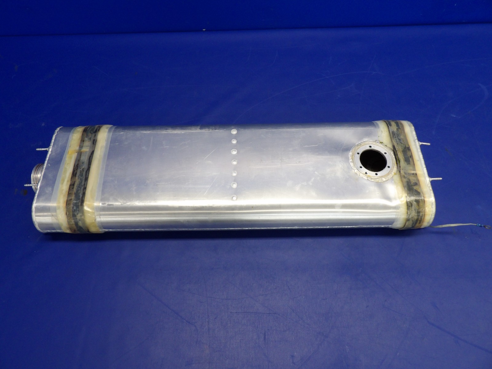Diamond DA-40 LH/RH Outboard Auxiliary Fuel Tank P/N D41-2817-20-00 (0626-2054)